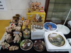 A good mixed lot to include a quantity of Piggin and Friends collectables,