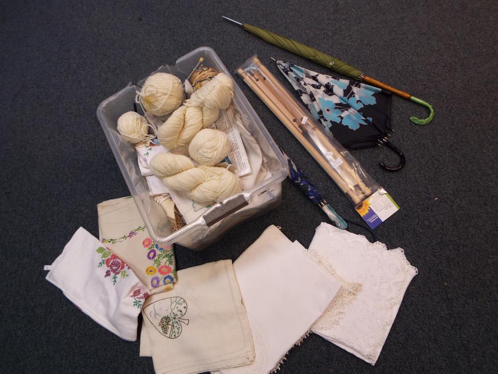 A mixed lot to include a quantity of wool, vintage linen, knitting needles, - Image 2 of 2