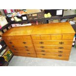 Ethan Allen - two matching good quality vintage Ethan Allen chest of five drawers 78 cm (h) x 76.