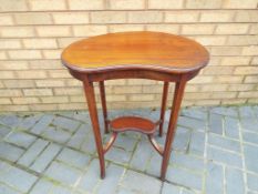 A good quality kidney shaped corner table with inlaid decoration 72cm x 60cm x 34cm Est £30 - £40 -