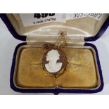 A good quality cameo brooch set in 9 carat gold - This lot MUST be paid for and collected,