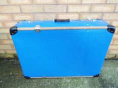 A vintage Polish suitcase in blue Est £20 - £30