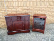 A McIntosh mahogany side cabinet with glass panel door 70 cm x 49 cm x 44 cm,