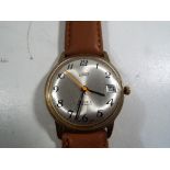 A gentleman's Uno wristwatch with leather strap, boxed.