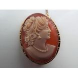 A hallmarked 9 carat gold cameo brooch,