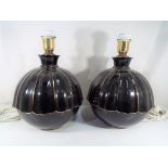 Two good quality ceramic table lamps, approximate height 35 cm (h).