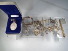 A quantity of predominantly silver jewellery stamped silver or 925