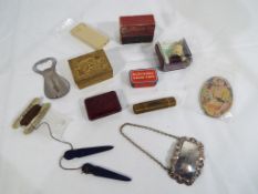 A good mixed lot to include a Chinese gilded lidded trinket box, a Jahnckes pill box,