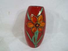 Anita Harris - an Anita Harris flower vase approx 18cm (h) Est £30 - £50