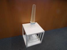 A nest of three modern cubed perspex tables and an obelisk Est £20 - £40 (2)