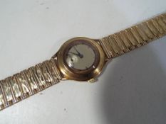 A gentleman's 9 carat gold wristwatch, Swiss 15 jewelled mechanical movement,