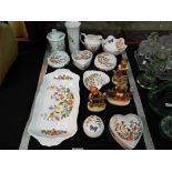 A good lot to include 16 pieces of Aynsley Cottage Garden to include vase, jug, trinket boxes,