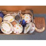 A mixed lot to include four Royal Worcester lidded serving dishes, predominantly Evesham pattern,