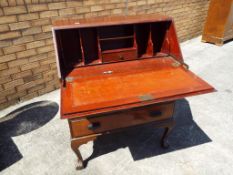 A mahogany fall front three drawer bureau approx 100cm x 79cm x 44cm This lot MUST be paid for and