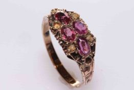 Antique 9 carat gold ring