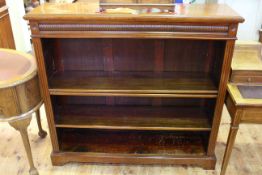 Late Victorian mahogany open bookcase with three adjustable shelves, 111.