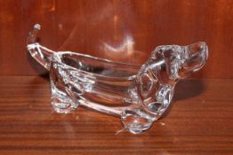 Vintage Vannes glass dog-form bowl