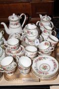 Collection of Royal Grafton 'Malvern' teawares