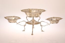 AN EDWARDIAN SILVER EPERGNE, ALEXANDER CLARK MANUFACTURING CO.