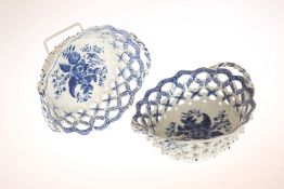 A PAIR OF LOWESTOFT BASKETS, CIRCA 1775-1800, in the Worcester manner,