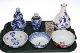 Collection of five Chinese blue and white vases and bowls,