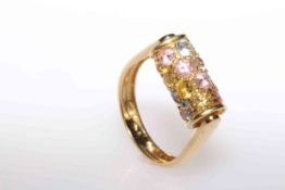 18 carat yellow gold roller ring set with cubic zirconia,