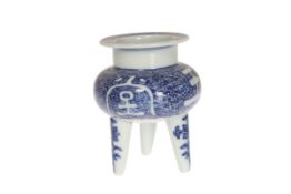 A SMALL CHINESE BLUE AND WHITE PORCELAIN CENSER, of cauldron form, the rim with a band of Greek Key,