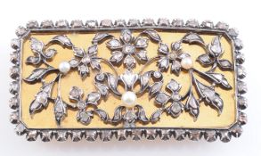 AN EARLY 19TH CENTURY DIAMOND AND PEARL BROOCH,