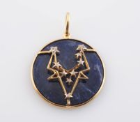 A SODALITE PENDANT BY LALAOUNIS, the sodalite formed as a disc,