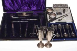 Silver boxed set of spoons, manicure set,