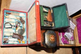 Boxes with jewellery,