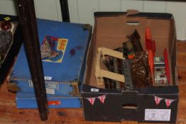 Two Hornby Dublo train items and further box