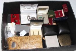 Box of jewellery