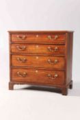 A SMALL GEORGE III MAHOGANY CHEST OF DRAWERS,