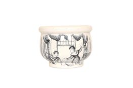 A PEARLWARE MINIATURE CHAMBER POT, FIRST HALF OF THE 19th CENTURY,