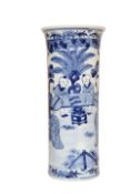 A CHINESE BLUE AND WHITE SLEEVE VASE, painted with figures, four character mark. 26.