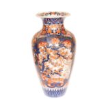 A LARGE JAPANESE IMARI VASE, late 19th/early 20th Century, of shouldered ovoid form,