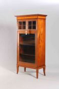 AN EDWARDIAN INLAID MAHOGANY VITRINE,