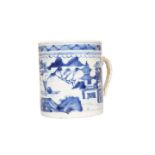 A CHINESE BLUE AND WHITE EXPORT PORCELAIN TANKARD, of cylindrical form, with twin strap handle,