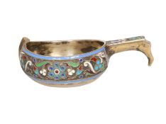 A LATE 19th CENTURY RUSSIAN SILVER-GILT AND ENAMEL KOVSCH, ASSAY MASTER ANATOLY ARTSYBASHEV, MOSCOW,