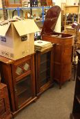 Early 20th Century Apollo mahogany bow front cabinet gramophone and records,