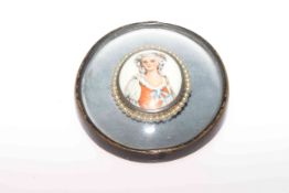 Portrait style brooch in oval glazed frame