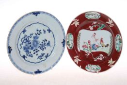 Chinese porcelain 'chickens' plate and Chinese blue and white plate (2)