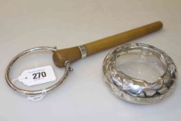 Silver-mounted parasol holder and an overlaid ashtray (2)