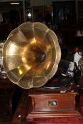 Reproduction gramophone and records