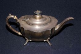 Silver teapot, Birmingham 1910, 18.