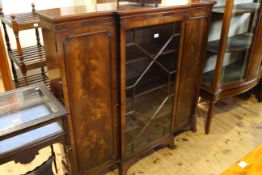 Early 20th Century mahogany astragal glazed breakfront cabinet bookcase,
