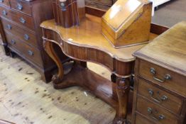 Victorian mahogany serpentine front washstand with scrolled supports, 118cm by 79.