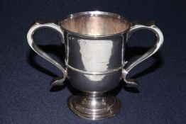 Georgian Newcastle silver two handled cup by Longlands and Robertson,