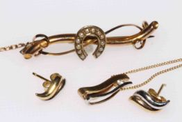 9 carat gold seed pearl horseshoe brooch;